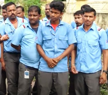 Ama Bus staff launch protest